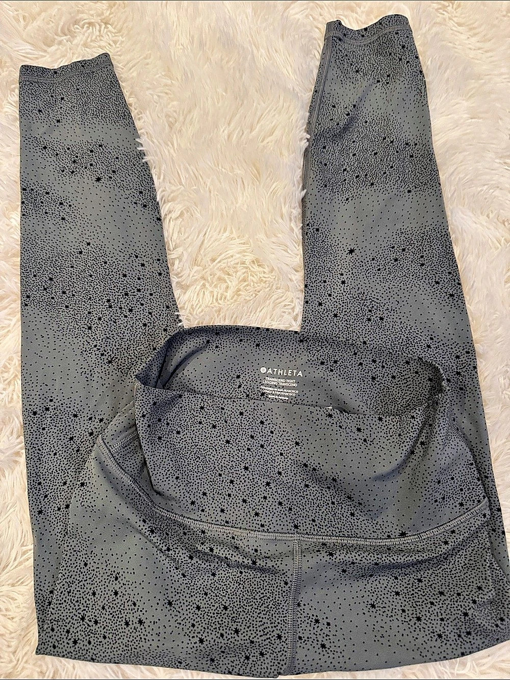 Athleta yoga leggings med, above ankle length